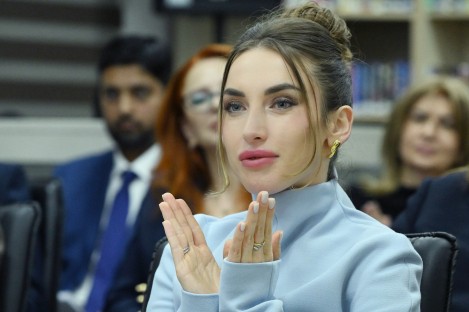 Prezidentin gəlini müəllifi olduğu layihəni təqdim etdi