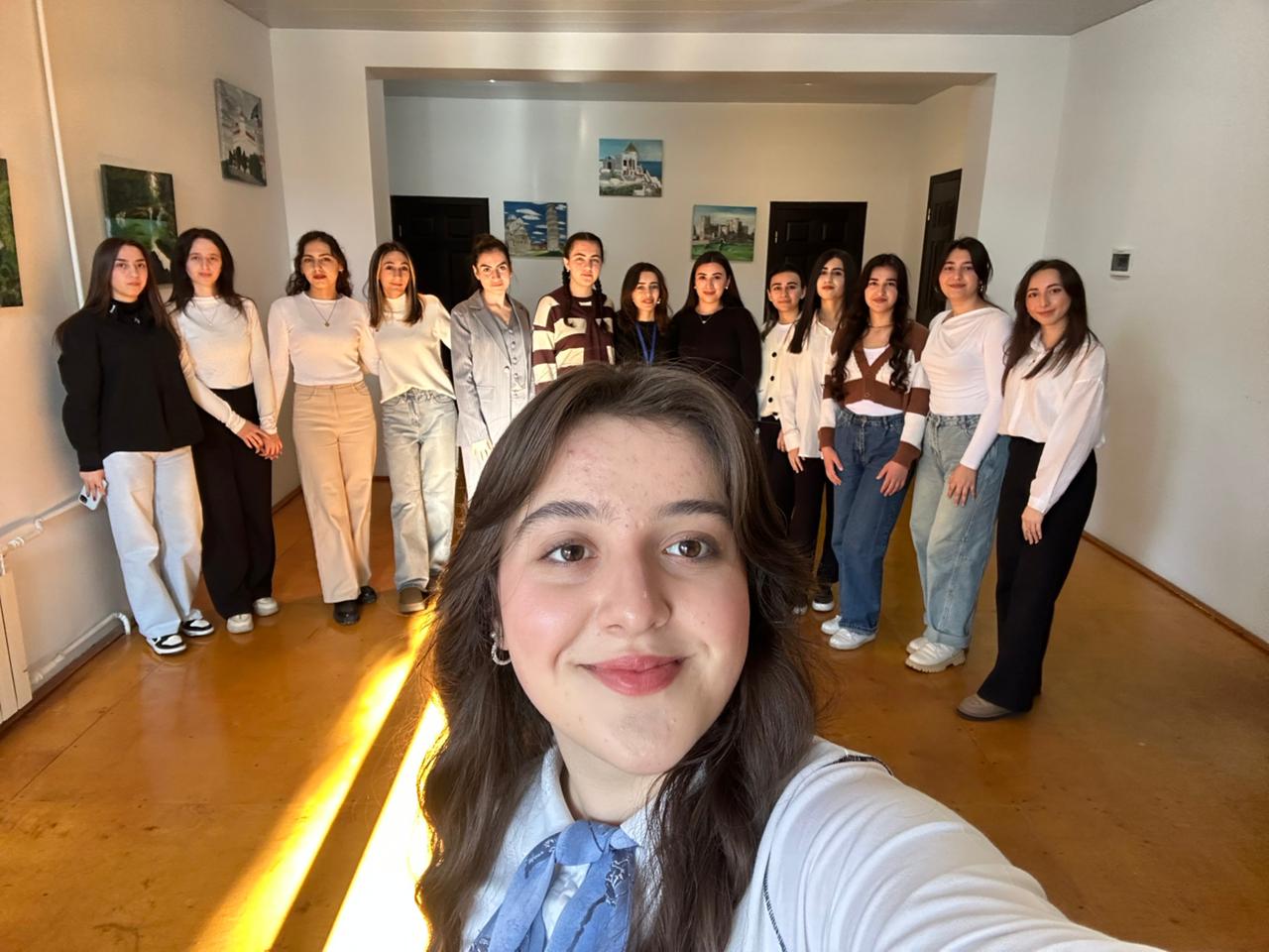 Şəki filialında “Professional özünütəqdimetmə və karyera bacarıqları” adlı layihə həyata keçirilib