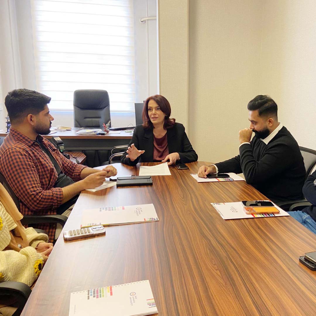 BAAU-da əcnəbi tələbələrin mentor və qrup nümayəndələri ilə görüşü keçirilib