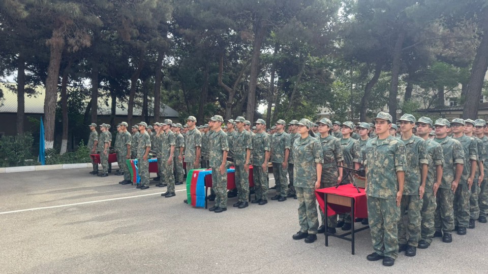 Kursantların təntənəli andiçmə mərasimi keçirilib