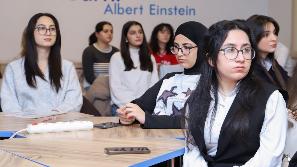 Xəzər Universitetində CEFR mövzusunda akademik seminar keçirilib - FOTOLAR