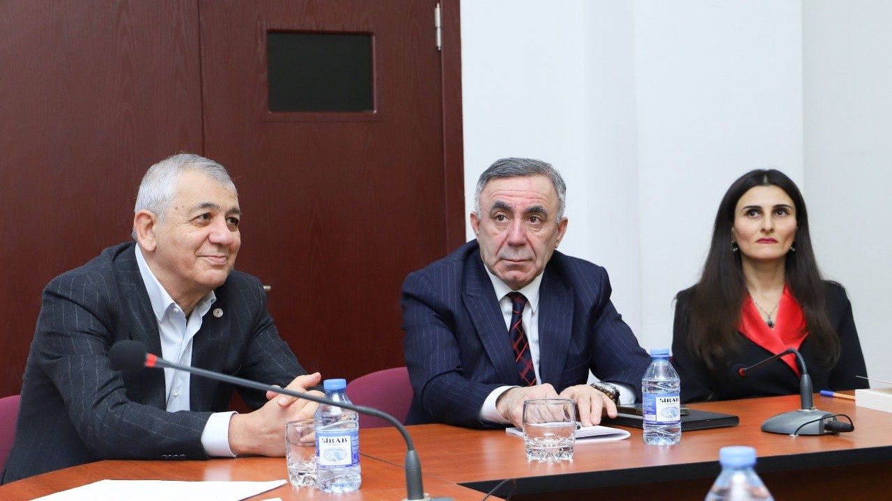 Xəzər Universitetində “Beşinci Türkçülük Çalışmaları” adlı elmi konfrans keçirilib - FOTO