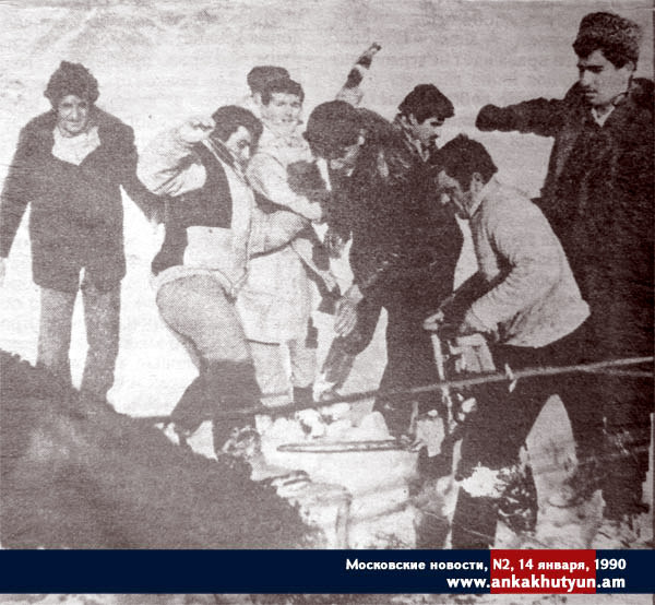 Naxçıvanda SSRİ-Türkiyə sərhədindəki tikanlı məftillər söküldü