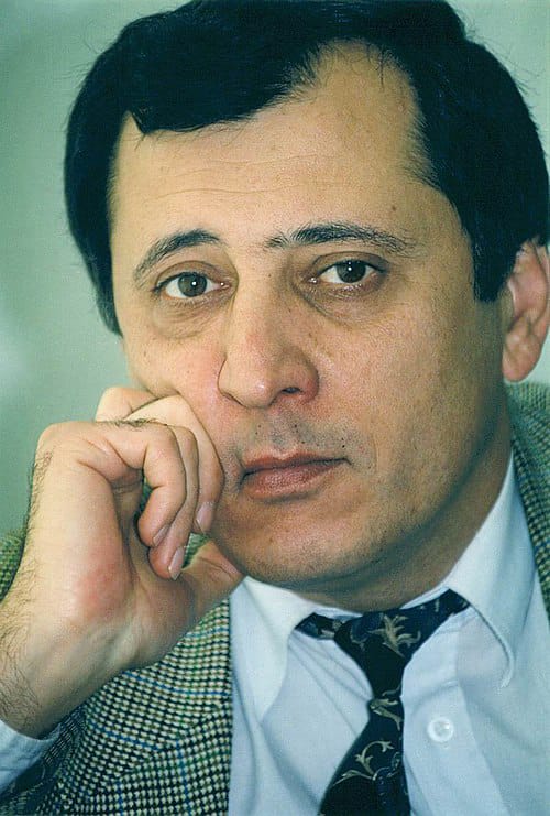 Azərbaycan ədəbiyyatının tanınmış siması Baba Vəziroğlu 70 yaşında