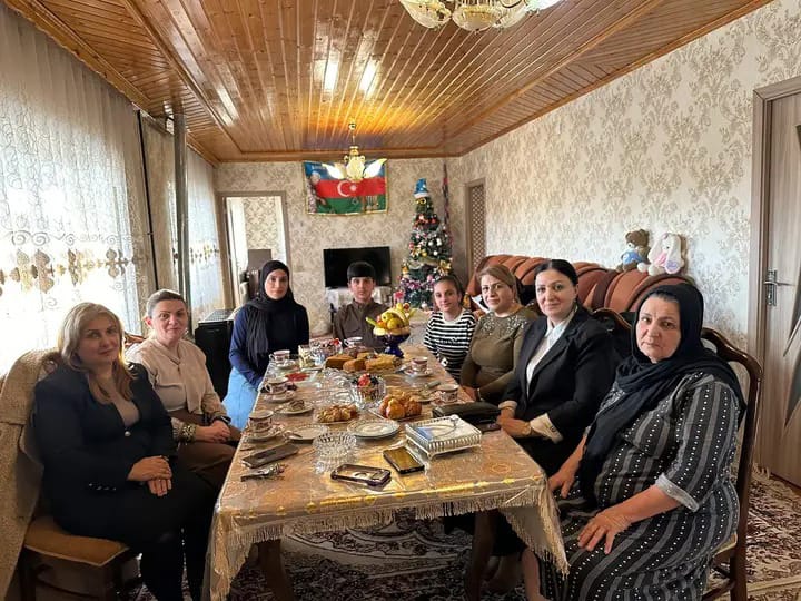 Astara şəhər bir saylı məktəbdə şəhid övladına dəstək ziyarəti olub 