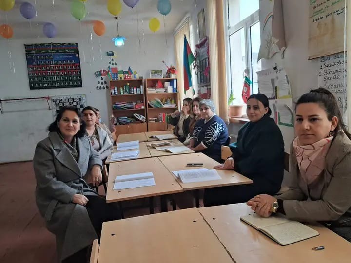 Salyan 4 nömrəli tam orta məktəbdə metodiki görüş keçirilib