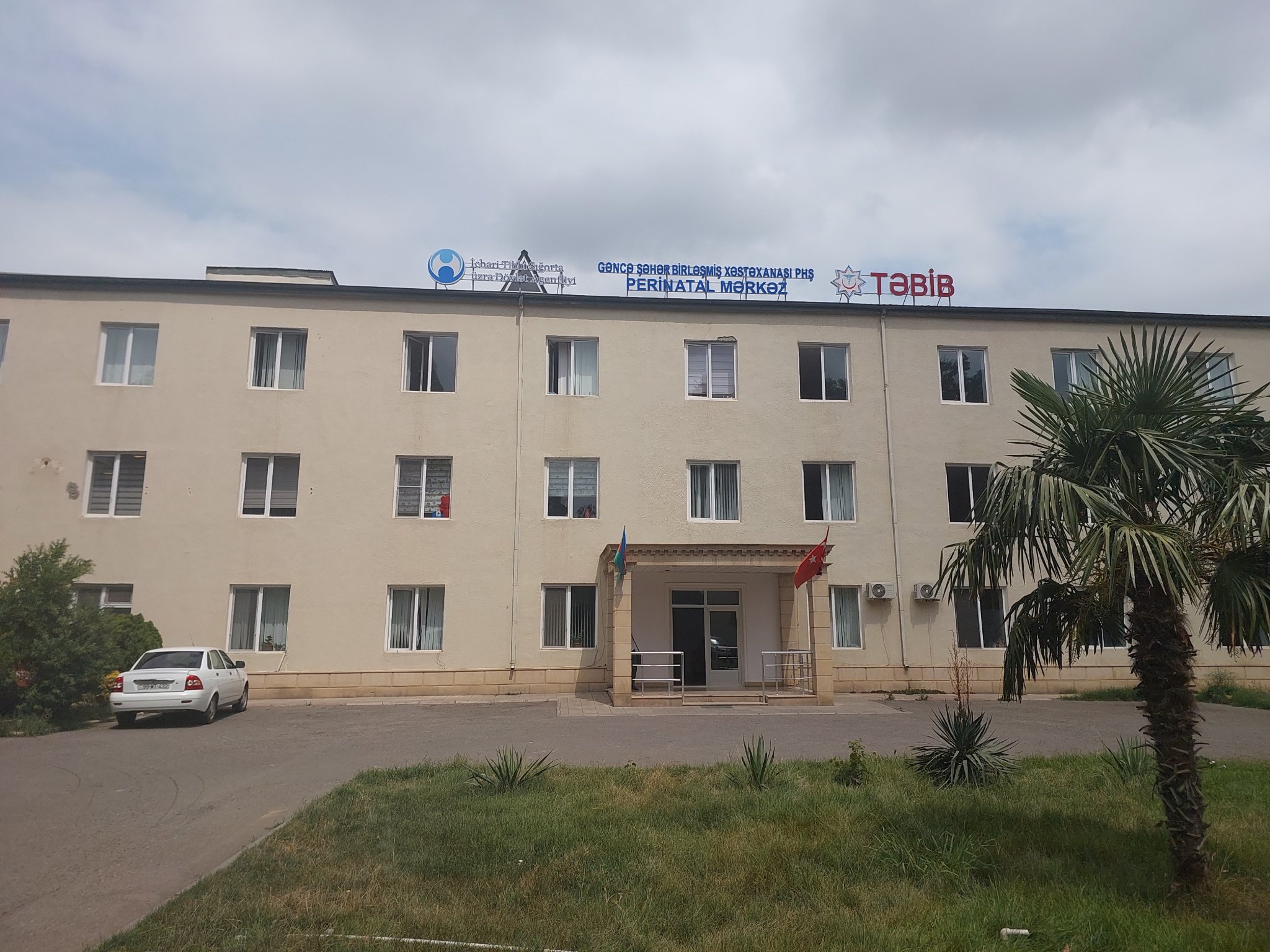 Gəncədə bıçaqlanan 16 yaşlı yeniyetmənin son vəziyyəti açıqlanıb