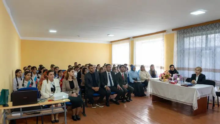 "Məktəbimizin Gənc Diplomatları" Qrant layihəsinin açılış mərasimi keçirilib