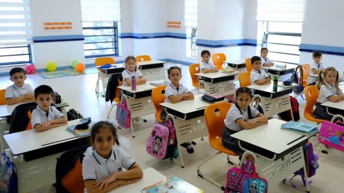 Məktəblərdə üç fənn birləşir