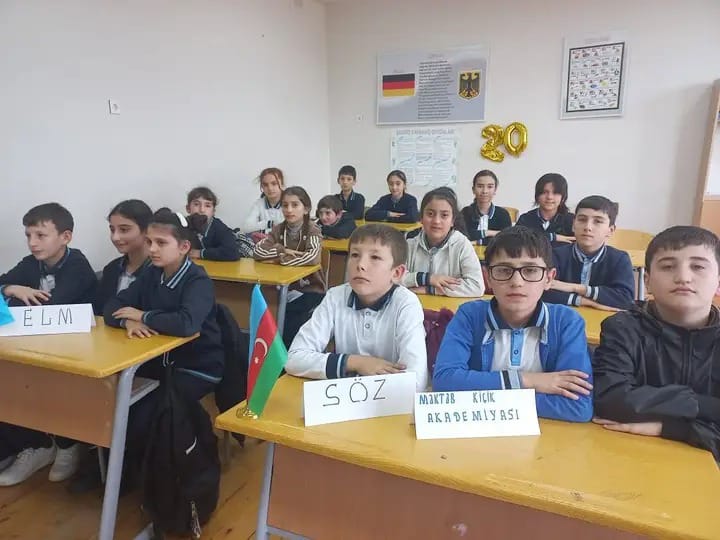 Qax rayonunda Azərbaycan dili üzrə kiçik bilik yarışı keçirilib