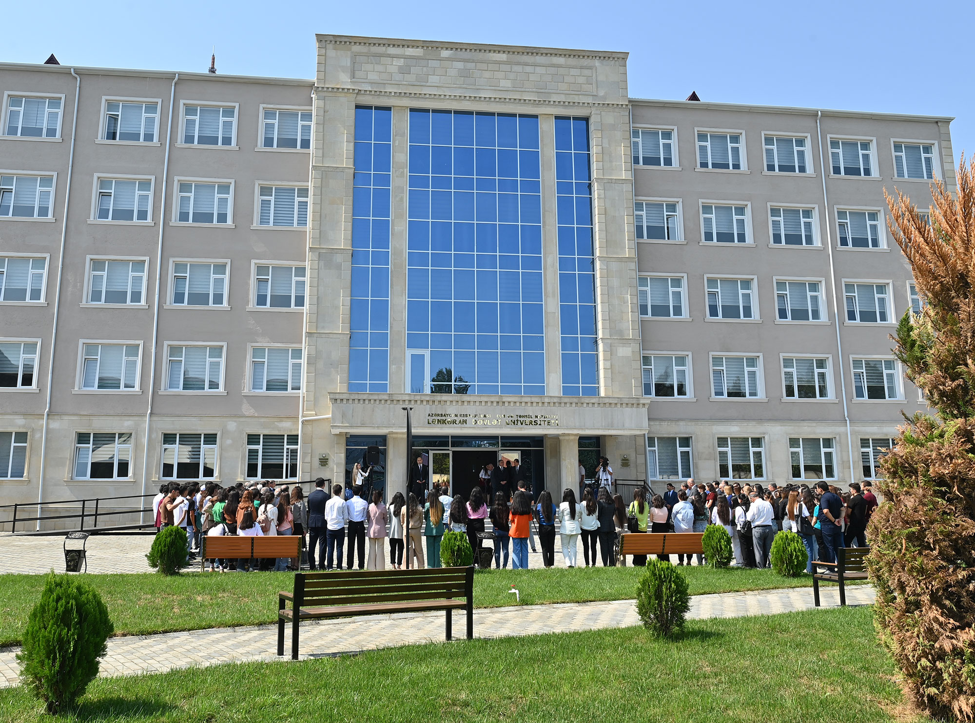 LDU “Məzunların məşğulluq reytinqi”ndə 3 pillə irəlilədi