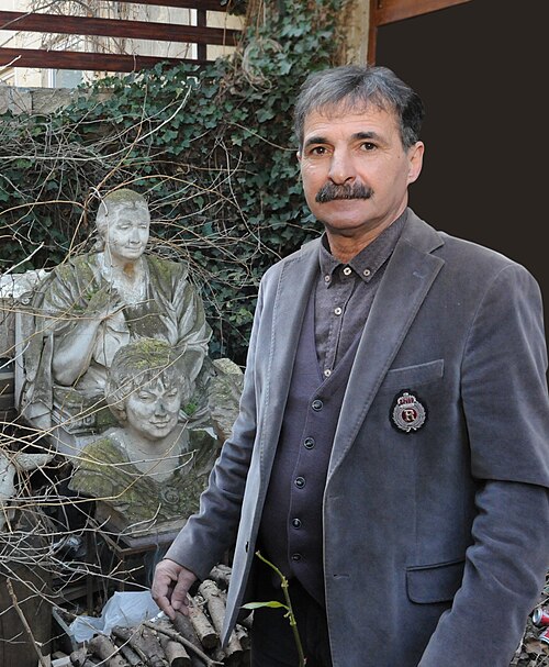 Heykəltaraş Azad Əliyevin yaradıcılığı diqqət mərkəzindədir