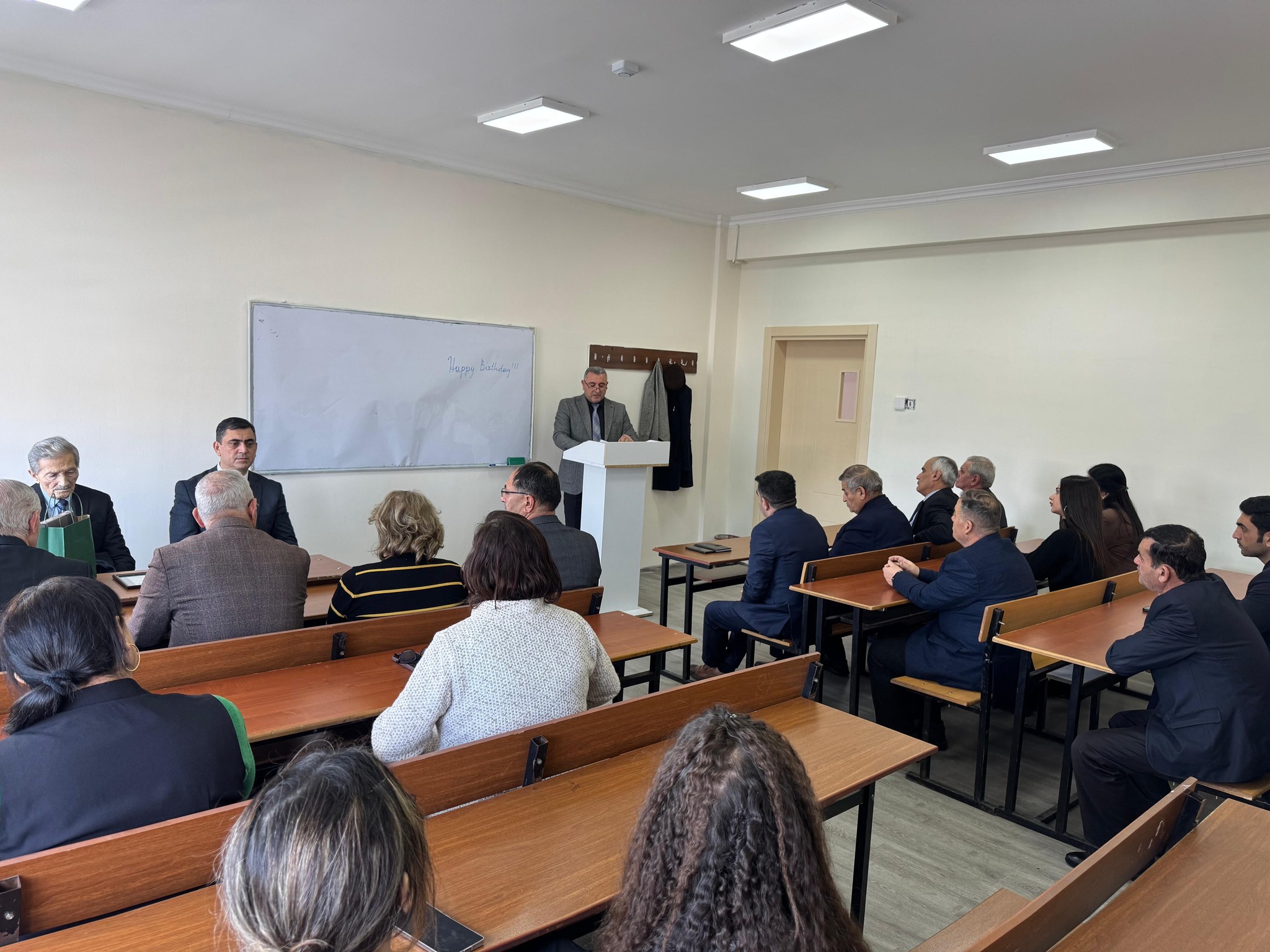 Mənalı ömrün 80 illik ucalıq zirvəsi... - FOTO