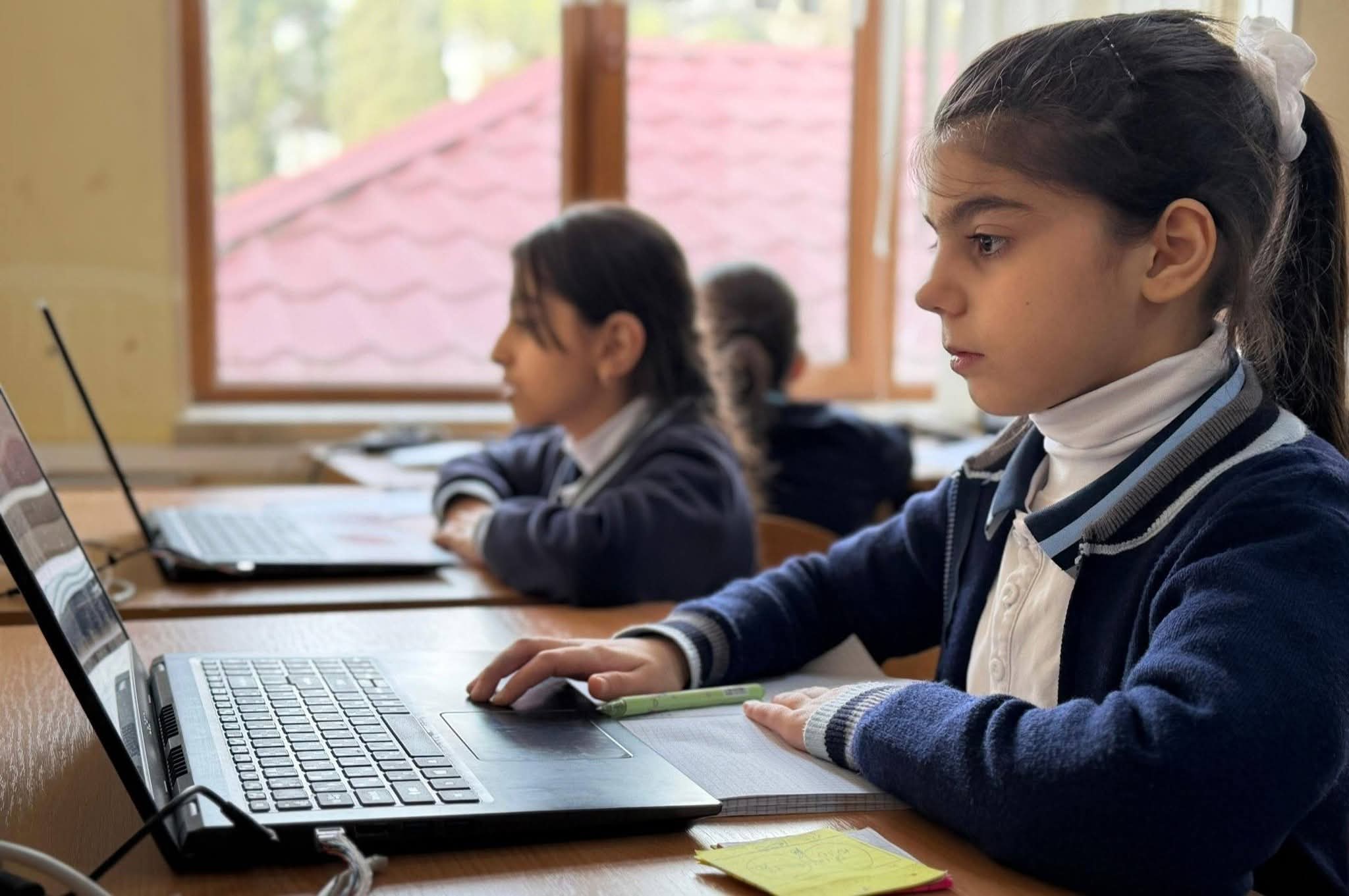 Şirvan-Salyan RTİ üzrə böyük summativ qiymətləndirmələr rəqəmsal formada keçirilib - FOTOLAR