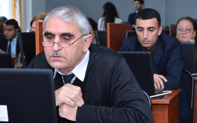 Direktorlar imtahan verdi