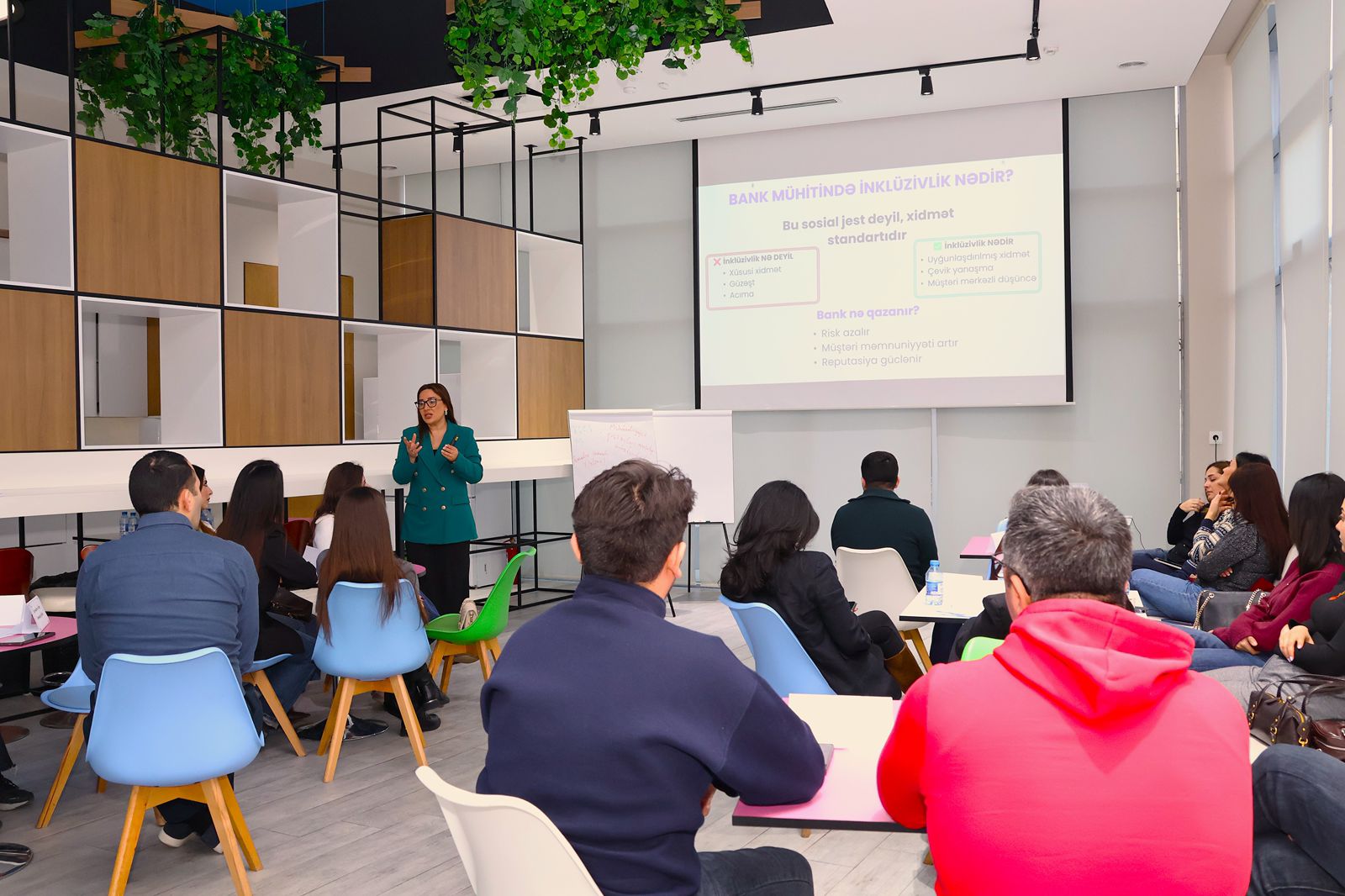 BSU Bank Respublikanın əməkdaşları üçün “İnklüziv bankçılıq” mövzusunda peşəkar inkişaf təlimi keçirib - FOTOLAR