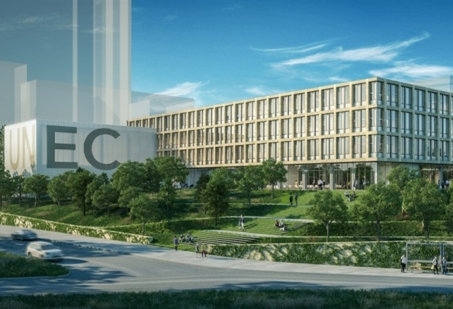 Növbəti tədris ilindən UNEC-də süni intellektli professor yardımçısı tətbiq olunacaq