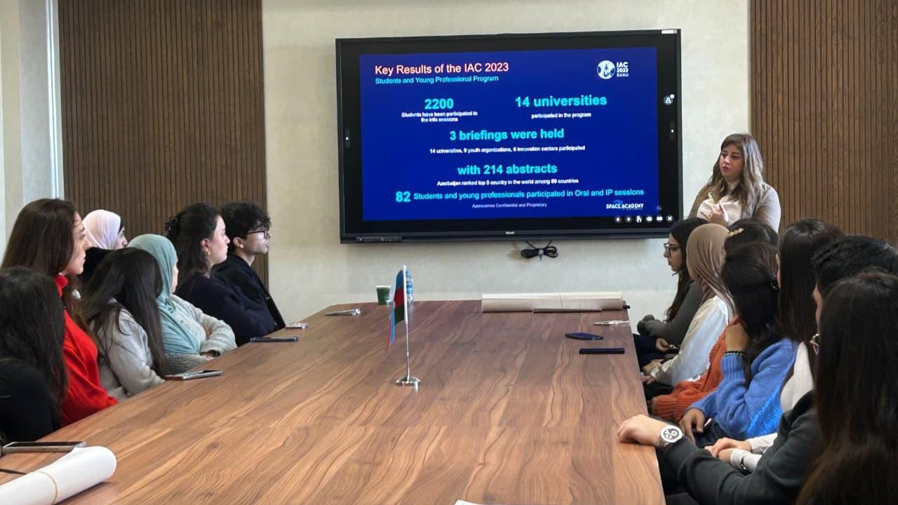 AzMİU-da astronavtika konqresi ilə bağlı infosessiya keçirilib - FOTO