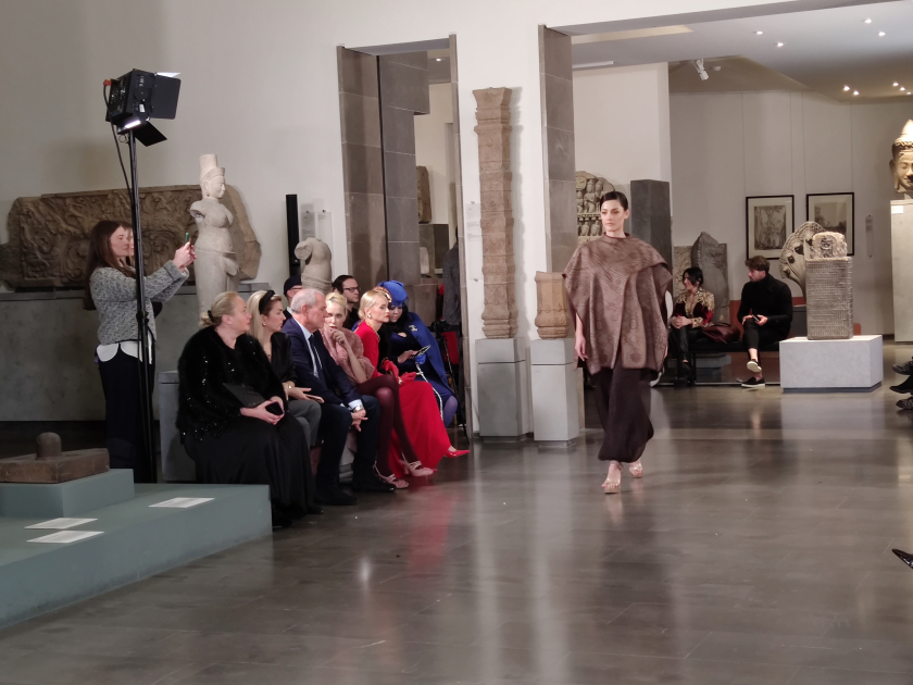 Azərbaycan brendi Parisdə keçirilən moda həftəsində nümayiş olunub - FOTO