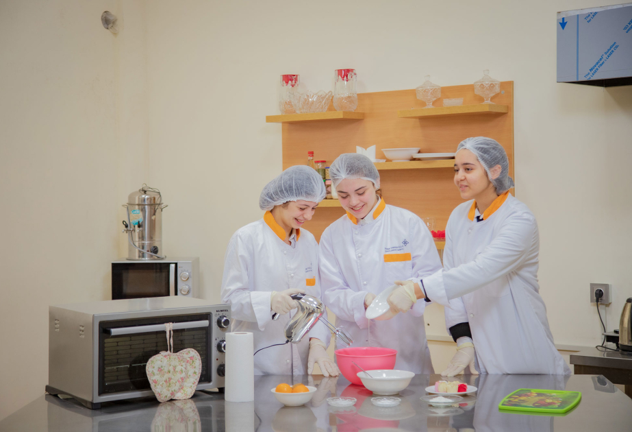 Peşə təmayüllü siniflərdə hansı ixtisaslara tələbat yüksəkdir?