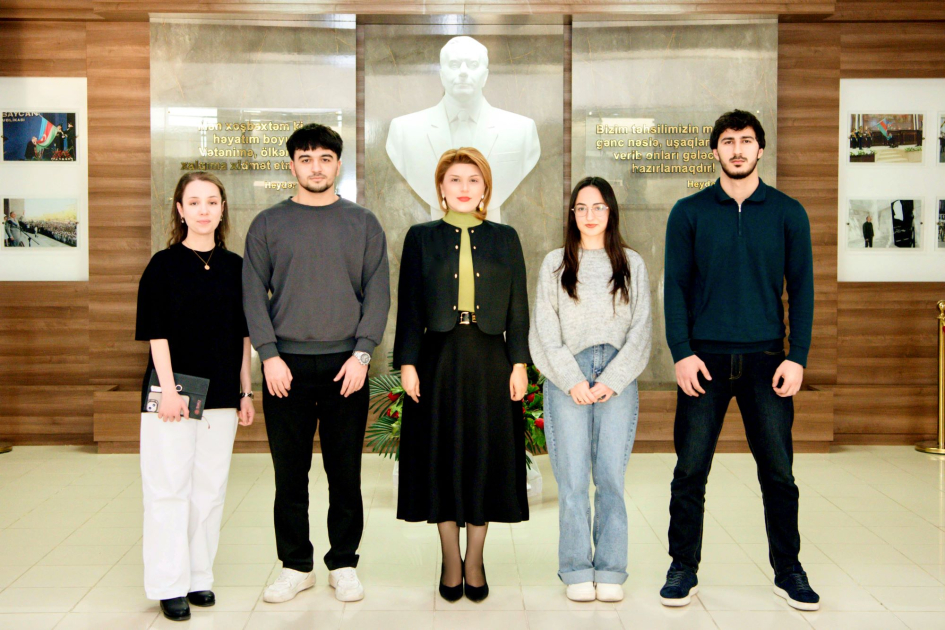 BMU-nun ikili diplom proqramının tələbələri Çinlə bağlı təəssüratlarını bölüşüblər - FOTO