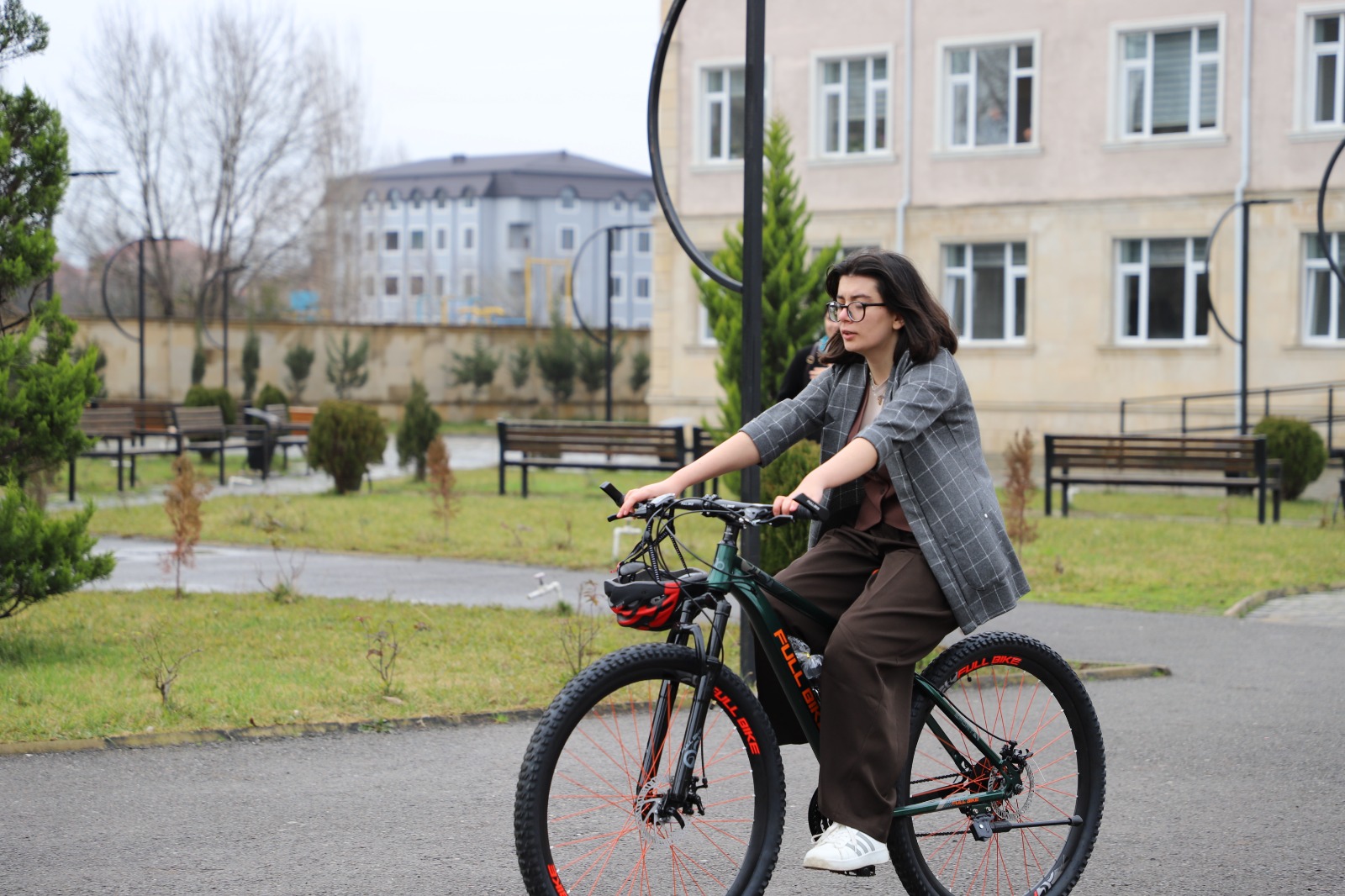 Gənclər və İdman Nazirliyi LDU-ya velosipedlər hədiyyə edib - FOTO