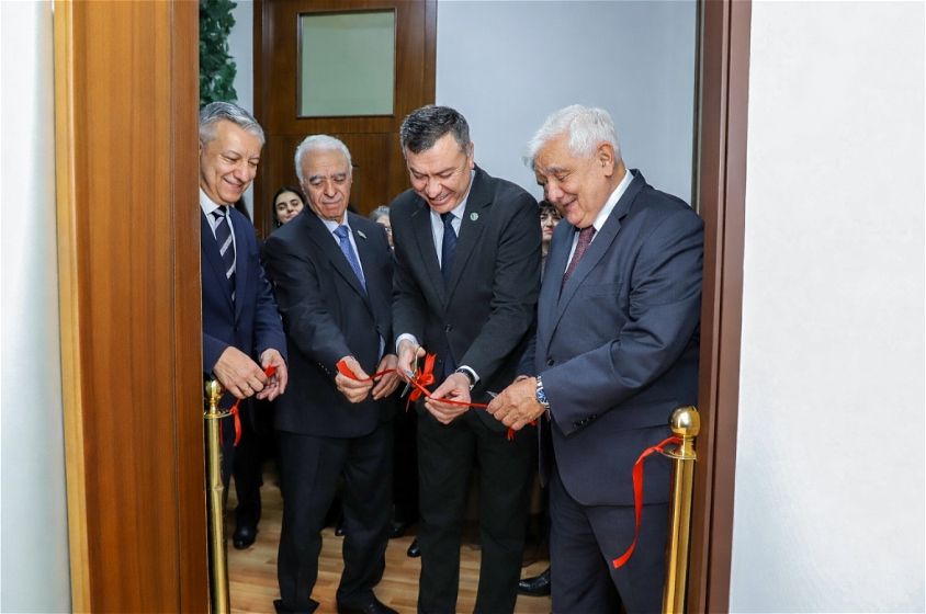 ADU-da Özbək dili və Ədəbiyyatı Mərkəzinin açılışı olub - FOTOLAR