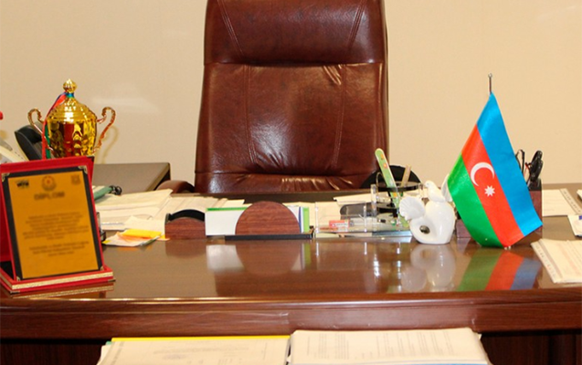 Nazir kollec direktorunu işdən çıxardı - FOTO