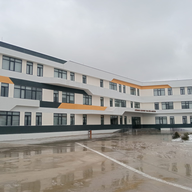 Abşeron məktəblərində sıxlıq azalır: 6 təhsil müəssisəsi istifadəyə verilib - FOTO