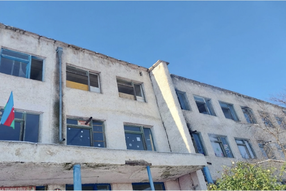 Şagirdlərin dərsdə iştirakı ilə bağlı iddiaya aydınlıq gətirilib- RƏSMİ