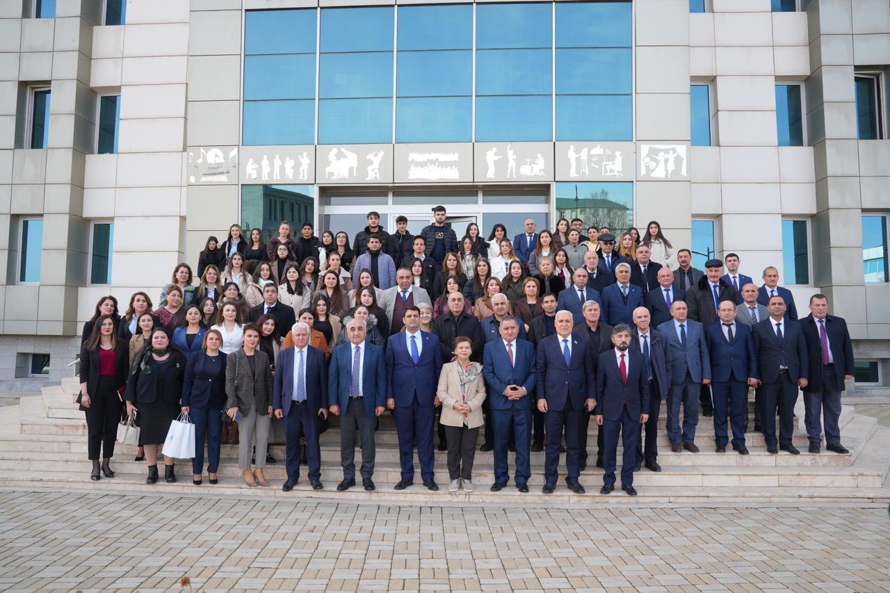 UNEC-in “Elmin populyarlaşdırılması” və “Elm gözəldir: məktəbdən elmə” təşəbbüsləri Naxçıvanda reallaşdırıldı - FOTO