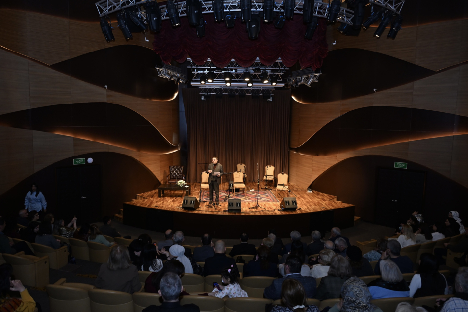Bakıda Əlişir Nəvainin 585 illiyinə həsr olunmuş ədəbi-bədii gecə keçirilib - FOTO
