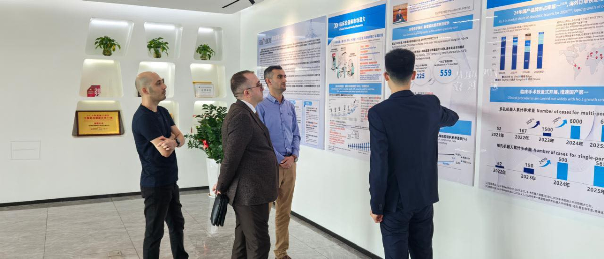 Azərbaycanlı cərrah-uroloq çinli alimlə birgə tədqiqat aparacaq