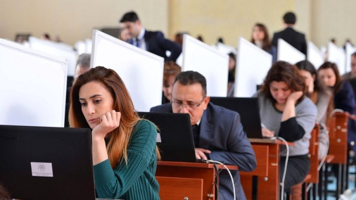 Dövlət qulluğu üzrə imtahanlara qeydiyyat başladı