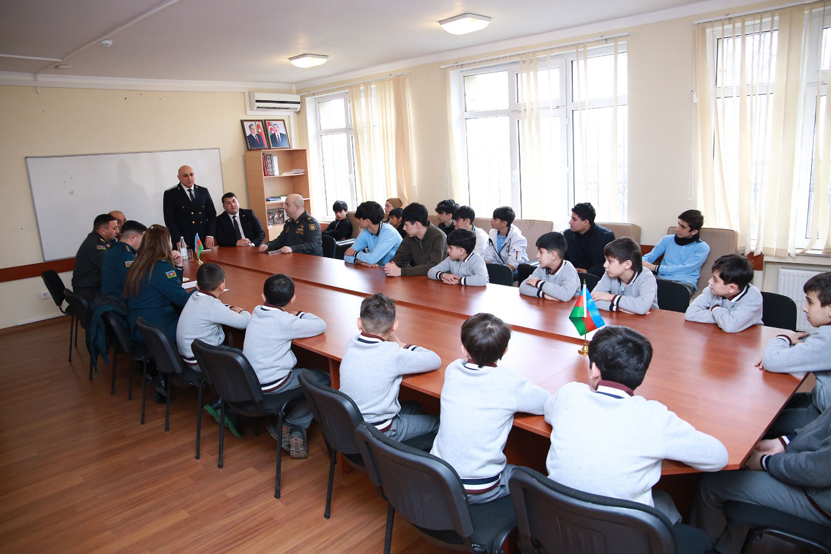 Hərbi təhsilə marağın təşviqi məqsədilə görüş keçirilib - FOTO