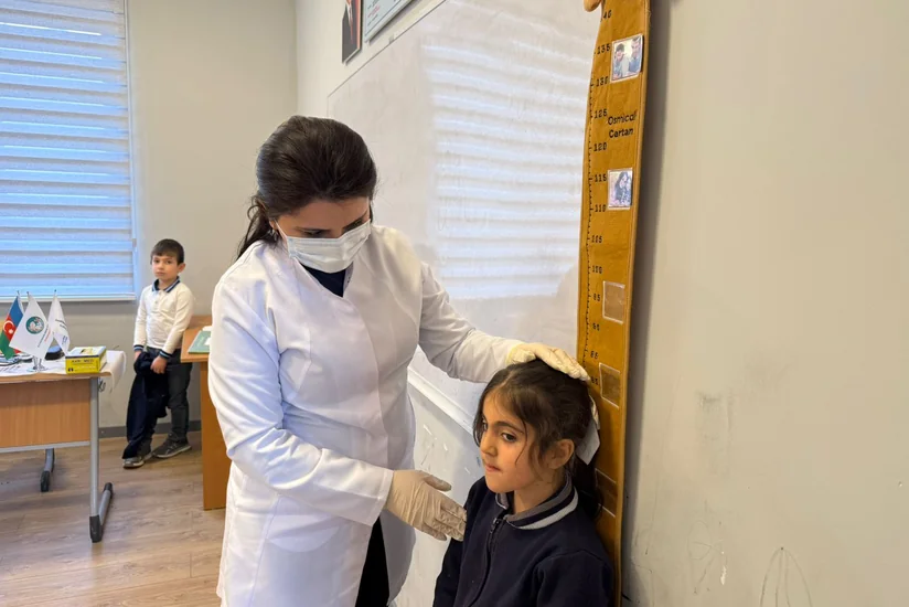 Səhiyyə Nazirliyi Ağdərədə uşaqlar üçün tibbi aksiya keçirib