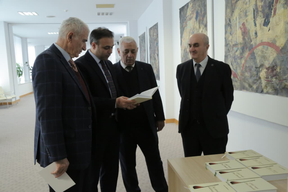 Folklorşünas-alim Elxan Məmmədlinin 80 illiyi qeyd olunub - FOTO