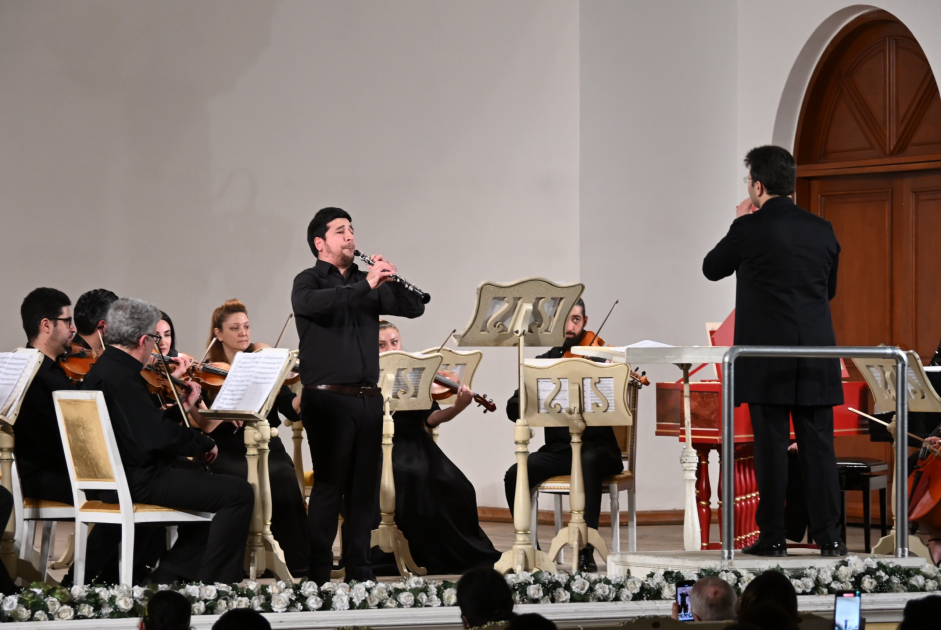 “Baxın kölgəsində” adlı möhtəşəm konsert proqramı təqdim olunub
