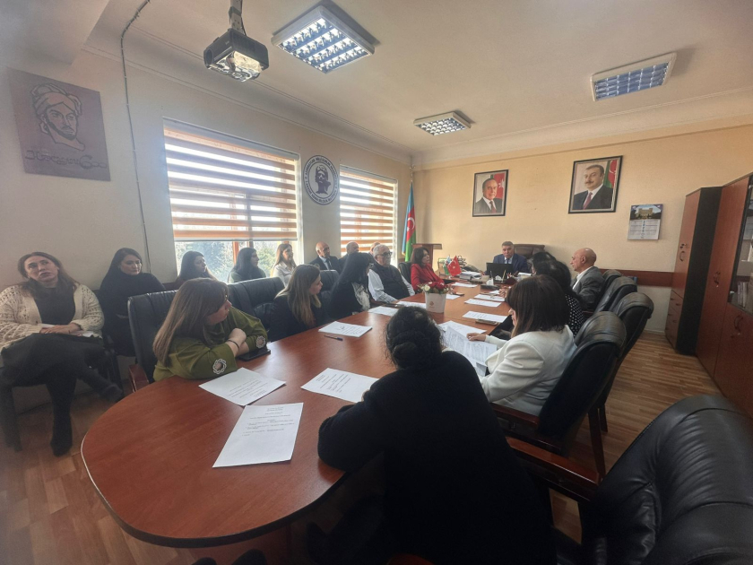 Dilçilik İnstitutunda Beynəlxalq Ana Dili Günü münasibətilə elmi sessiya keçirilib - FOTO