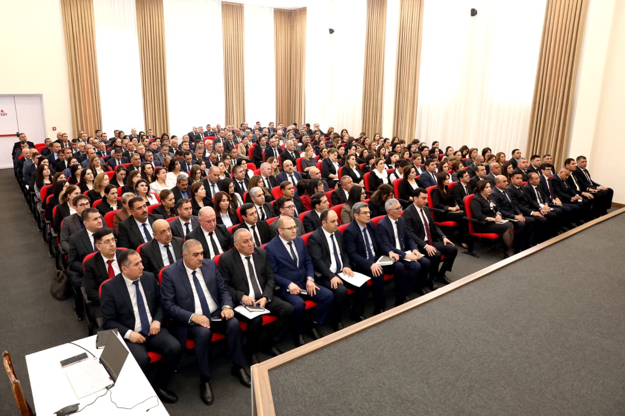 Təhsil Nazirliyi kollegiya iclası keçirib - FOTO