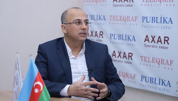 Məktəbdə elm-təhsil müzakirə olunmalıdır, baş örtüyü yox