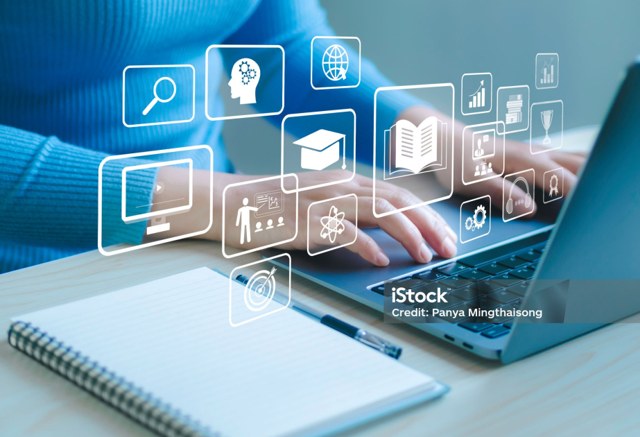 Rəqəmsal transformasiya şəraitində distant təhsilin elmi-nəzəri əsasları sistemli araşdırılır