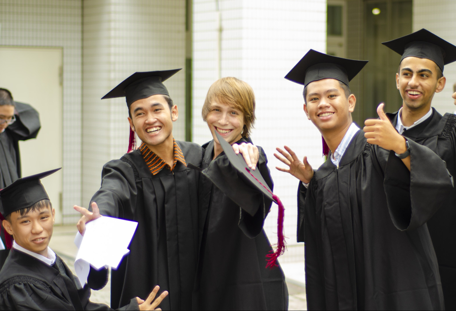 Yaponiya daha çox xarici tələbə cəlb etmək istəyir