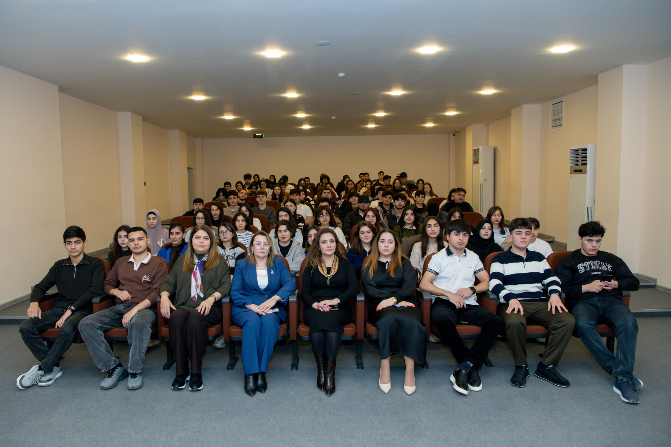 BMU-da Ana dili mövzusuna həsr olunan elmi seminar - FOTO