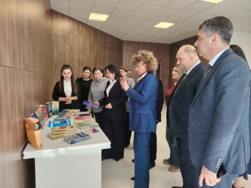 Ana dili xalqımızın, müstəqil Azərbaycanın ən böyük milli sərvətidir