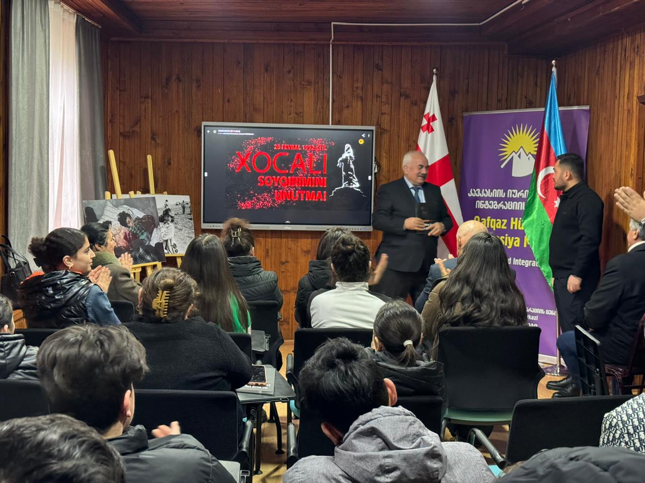 Bolnisidə Xocalı faciəsinin ildönümü - “Böyüməyən uşaqlar” kitabının təqdimatı