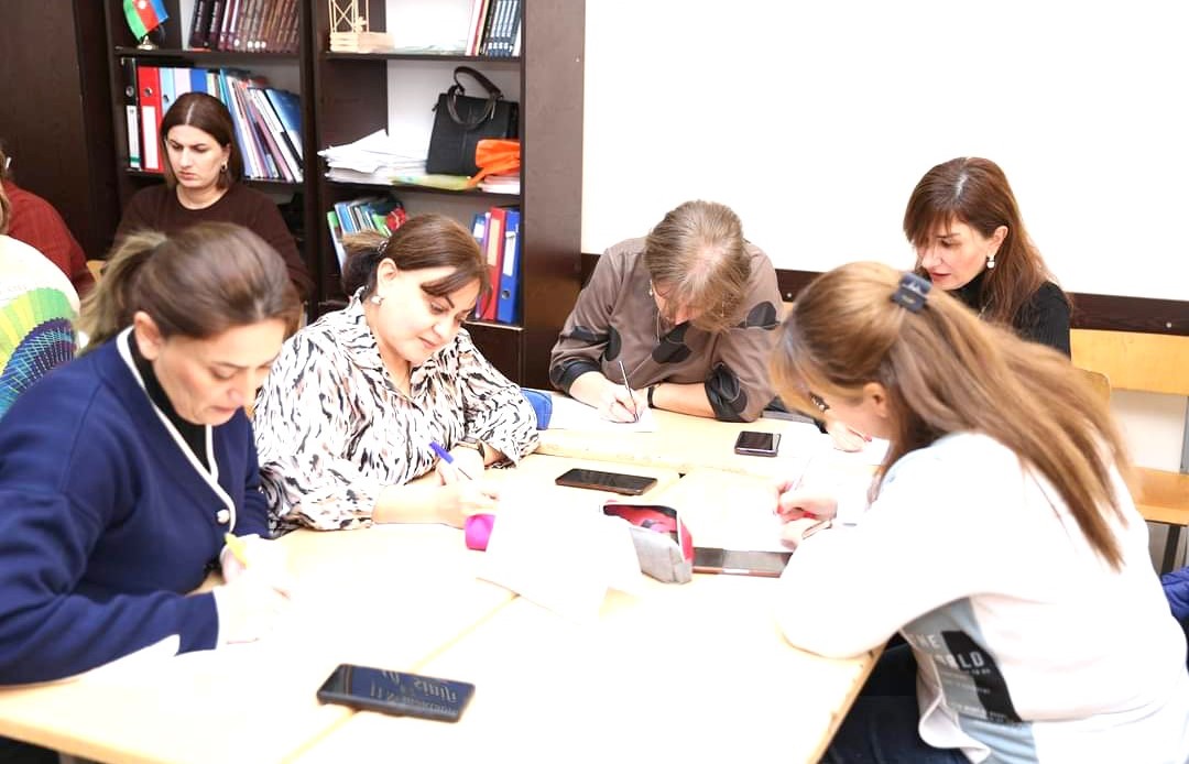 Metodist hazırlığı müsabiqəsinə qeydiyyat davam edir