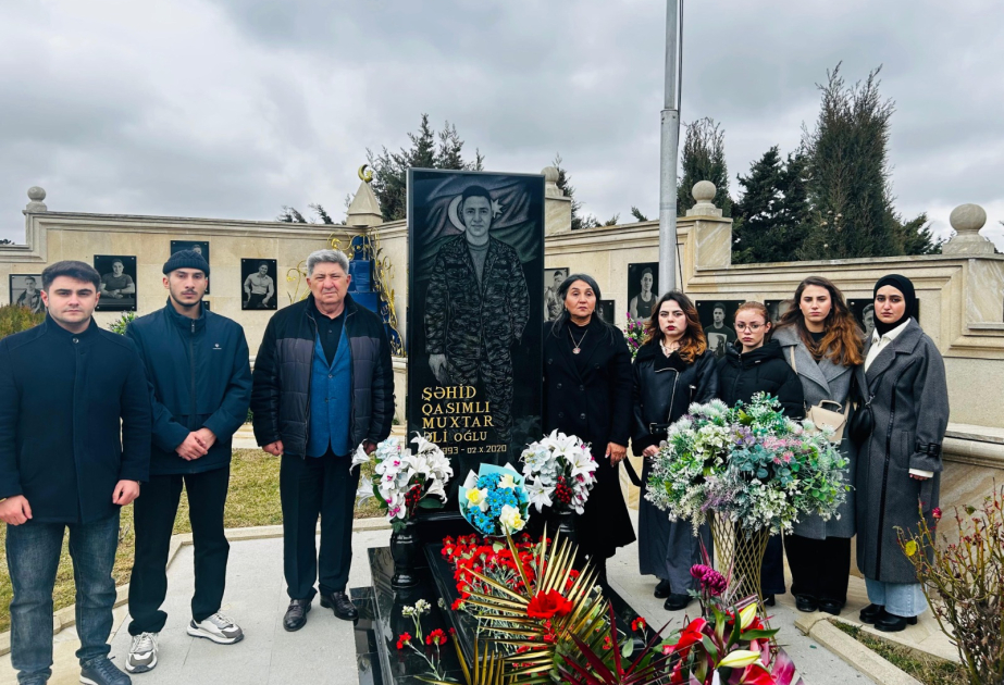 ADPU tələbələri şəhid Muxtar Qasımlının məzarını ziyarət ediblər