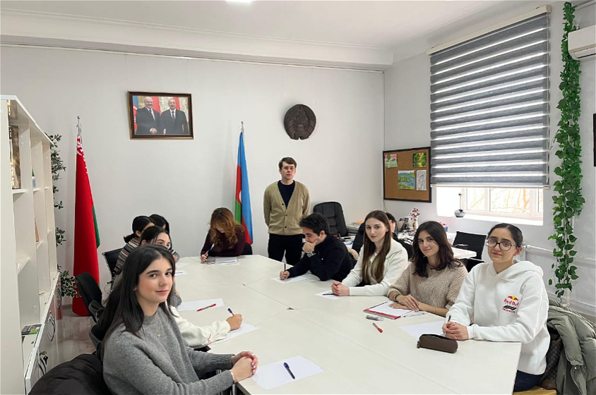 ADU-da “Купалаўская дыктоўка” imla aksiyası keçirilib - FOTO