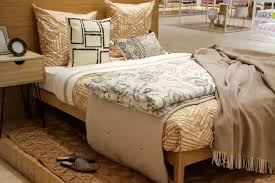 Niyə yatanda qoxu hiss etmirik? - Beyin dayanır